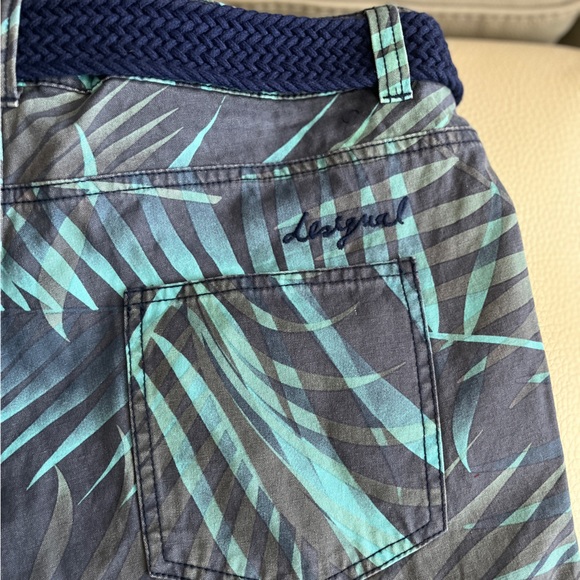 Desigual Men’s Cotton Bermuda Short with Belt - Size 36 - Picture 8 of 11